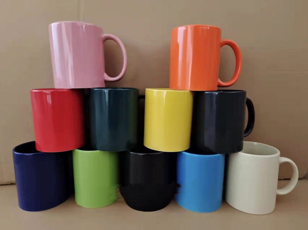 Porcelain Cup with Handle (Assorted Colours) 9cm 色釉杯 *48PCS